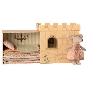 Big Sister Mouse Princess and the Pea